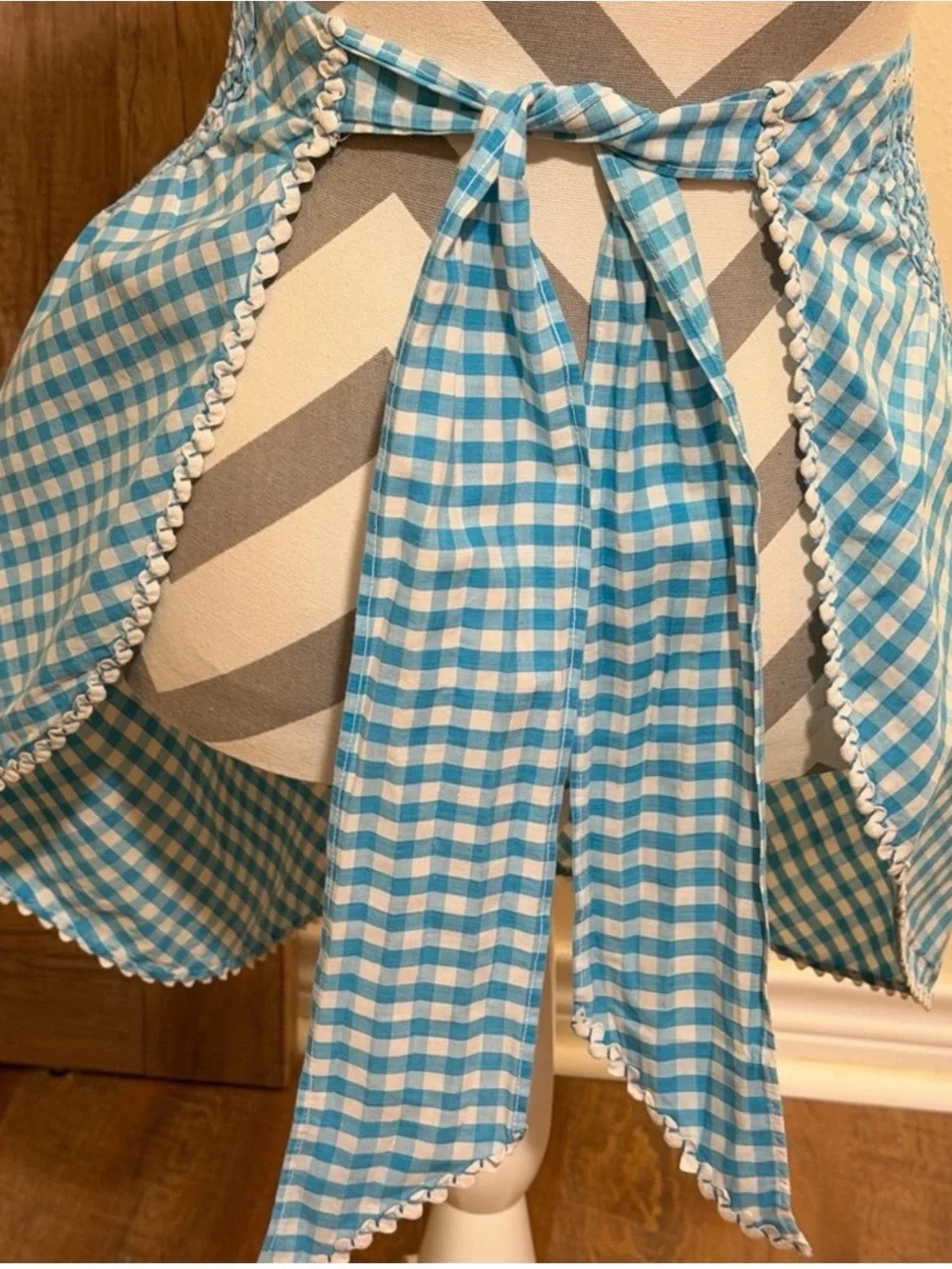 Vintage Blue Gingham Smocked Half Apron Tie Waist Pocket Cottagecore Prairie 50s